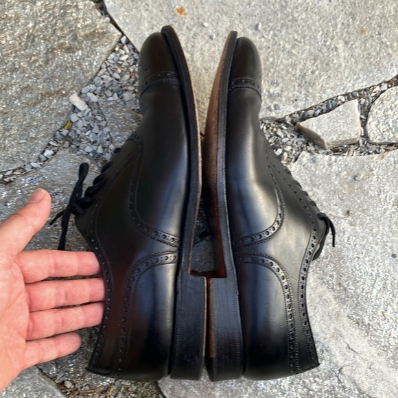 Church’s - Picture 9 of 17